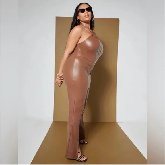 Brown Halter Fashion Jumpsuit - Picture 4 of 9